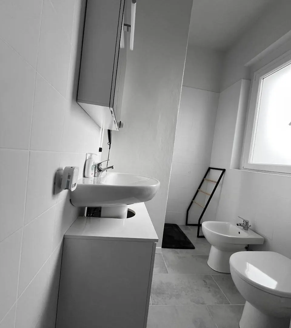 Gaelle Voghera Apartment 0*,
