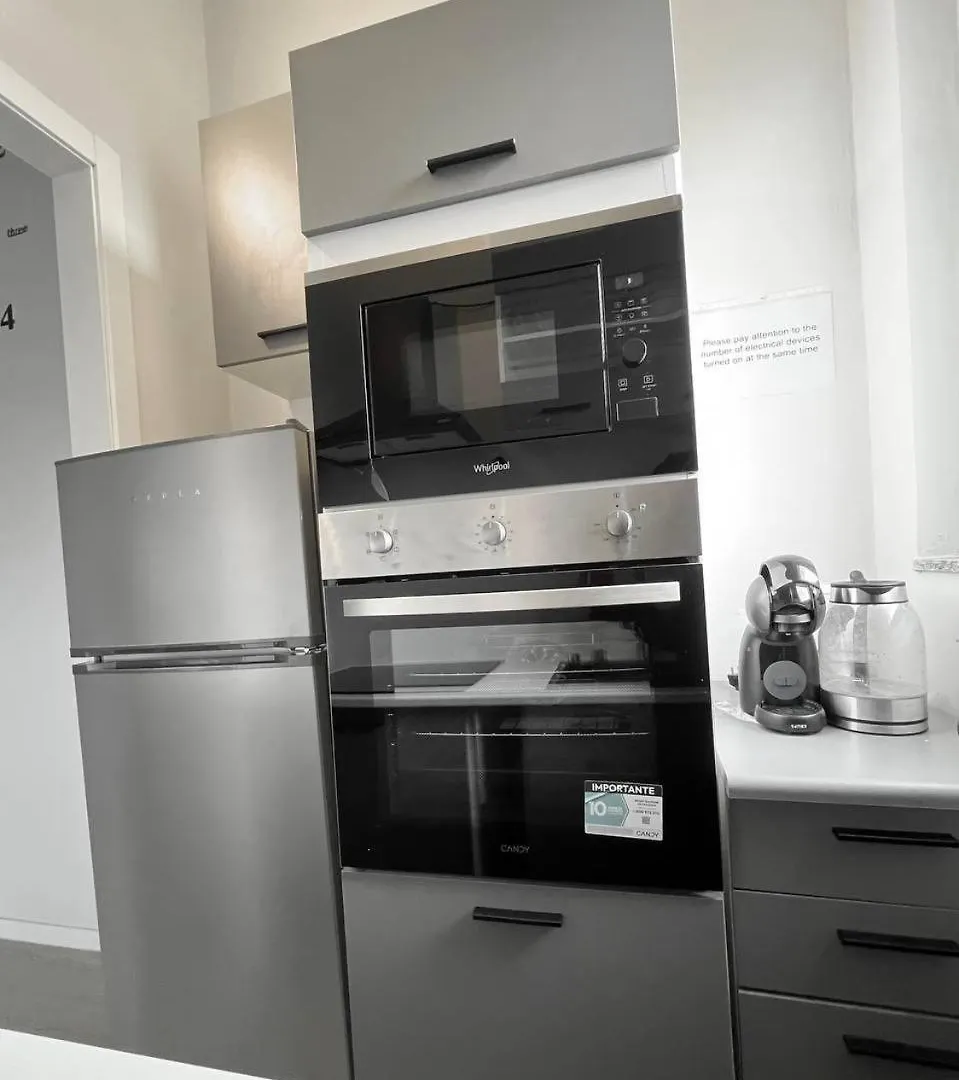 Gaelle Voghera Apartment Italy